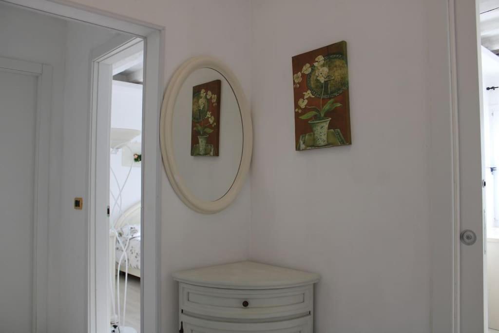Apartment With Terrace In Chioggia'S Main Square Exteriör bild
