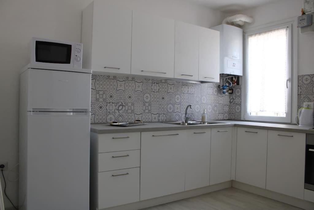 Apartment With Terrace In Chioggia'S Main Square Exteriör bild